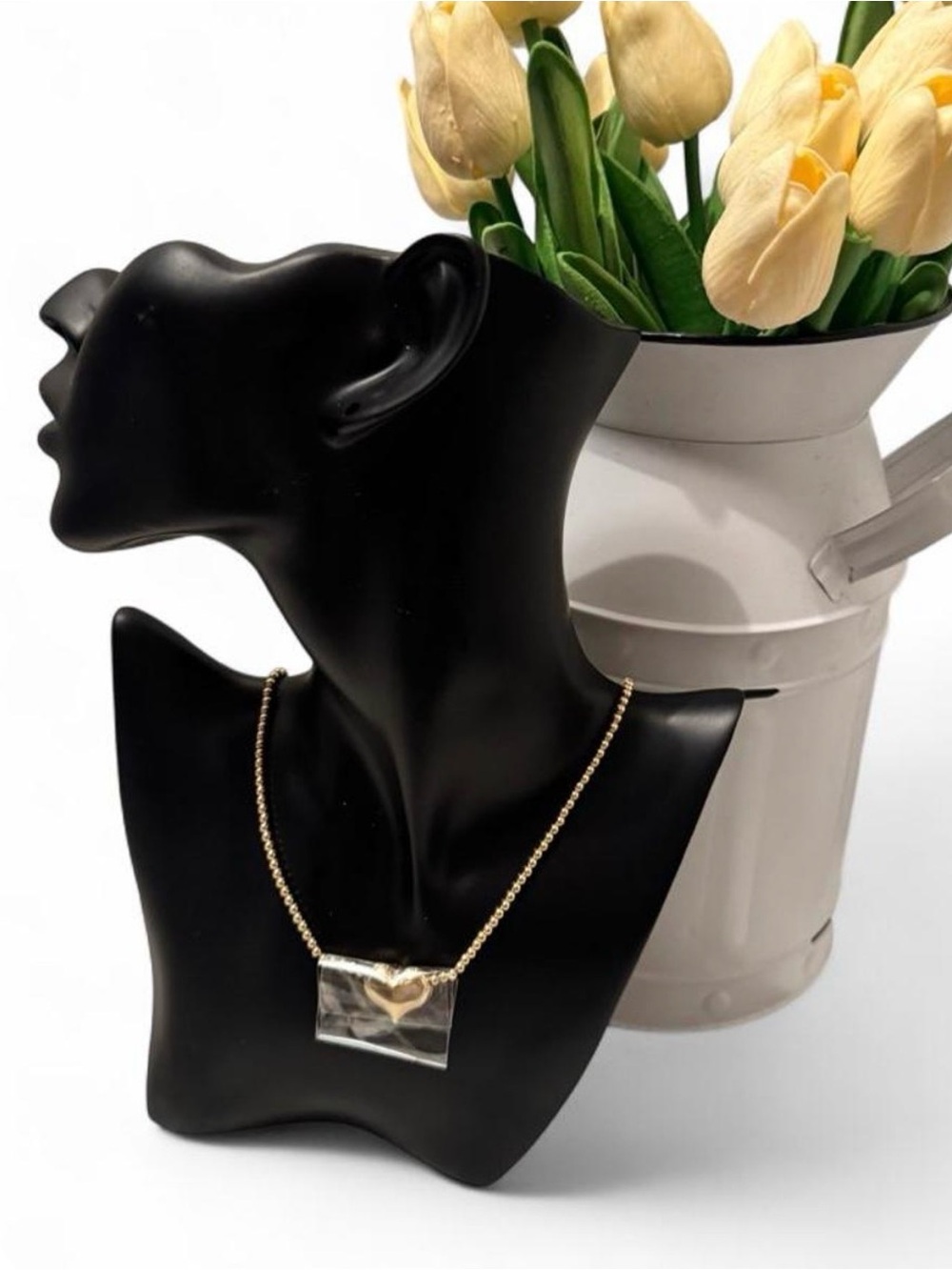18k yellow gold bubble Necklace with heart pendant